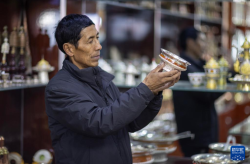 好看的热图颜色西藏日喀则：非遗手艺人的致富路